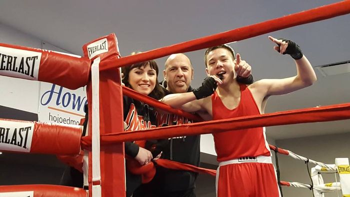 Boxing training team